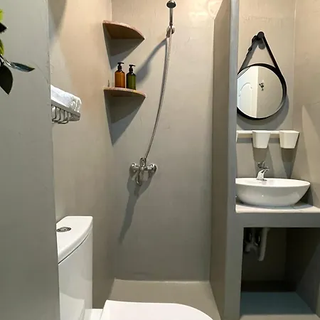 Olivia - Christine's House Holiday home *